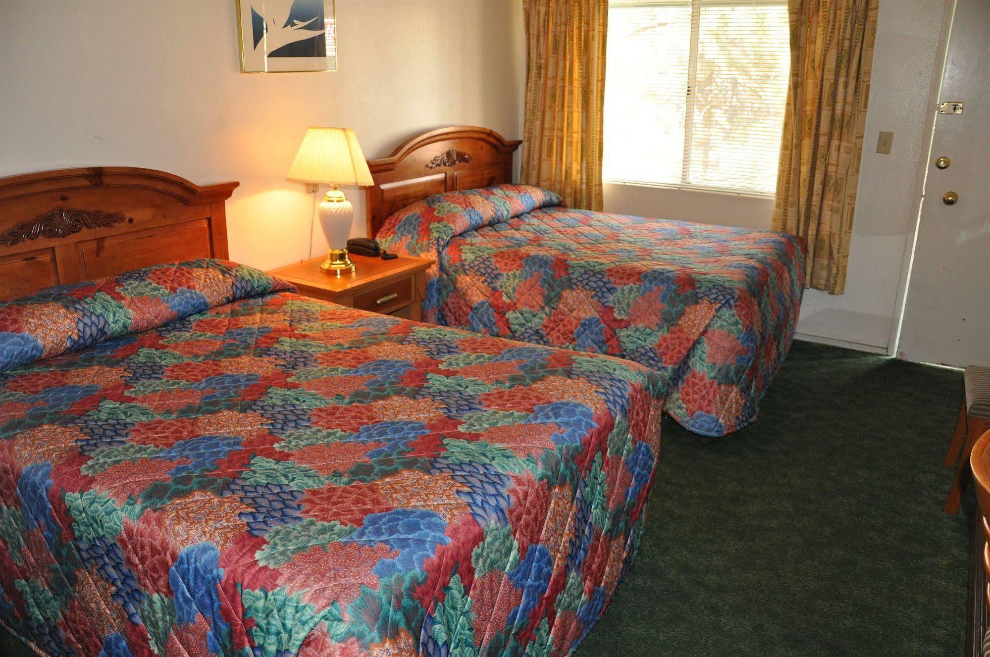 Cedar Inn & Suites South Lake Tahoe Exteriér fotografie